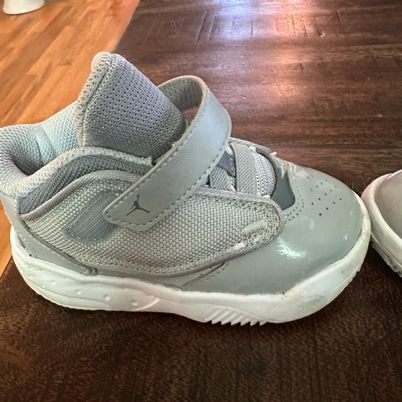 Jordan Flight - Picture 2 of 9